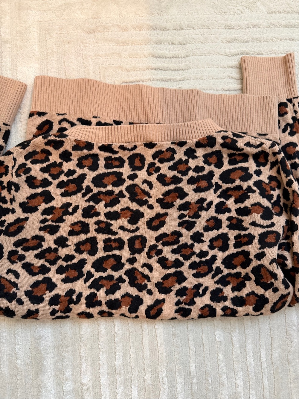 Express Leopard Print Crewneck Sweater in Tan, Black, Brown - Picture 3 of 8